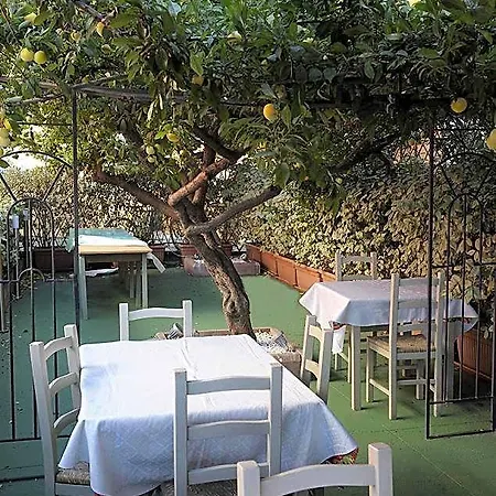 L'arcobaleno فندق مبيت وإفطار